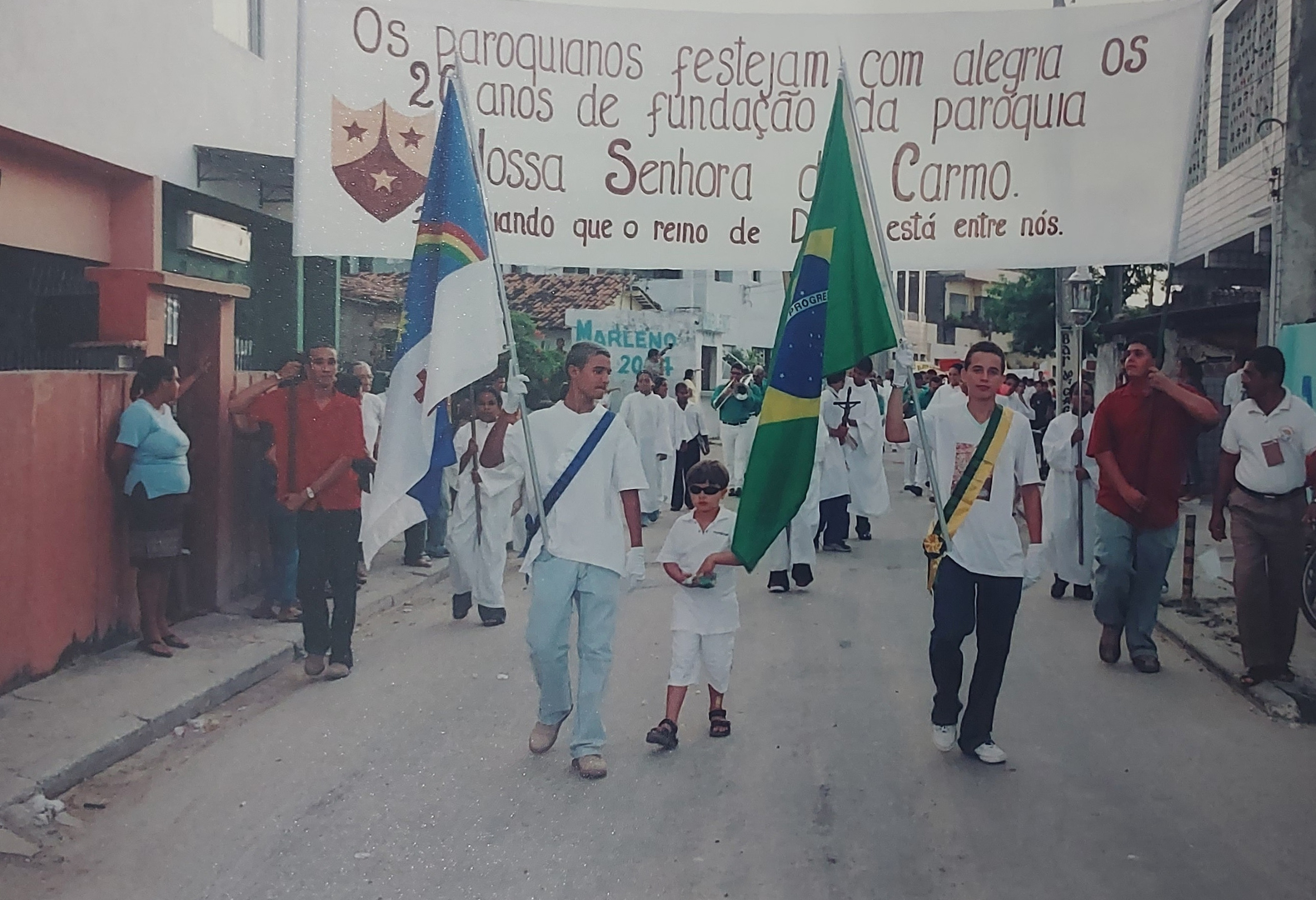 Caminhada dos 20 anos de fundação da Paróquia de Nossa Senhora do Carmo — 2004